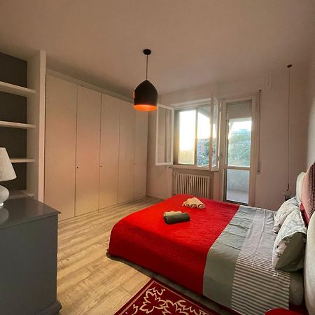 Il Dettaglio Rosso Appartement Livorno Buitenkant foto